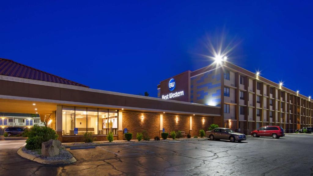 Best Western Northwest Indiana Inn Main image 1